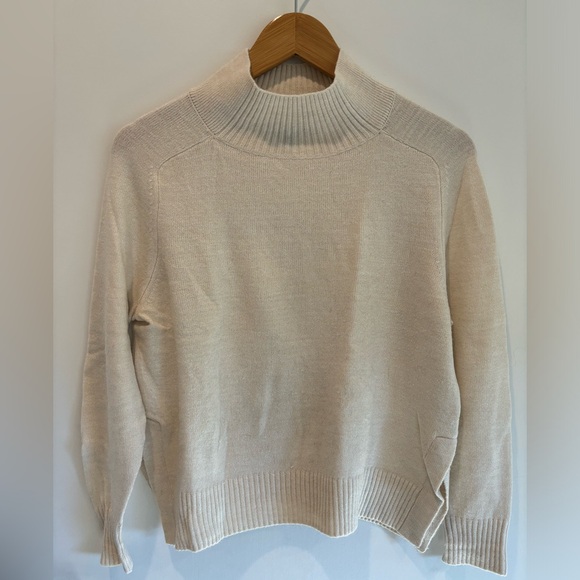 Banana Republic Turtleneck Sweater - Picture 1 of 2